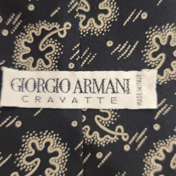 Giorgio Armani 100% silk tie black & taupe - Picture 4 of 6